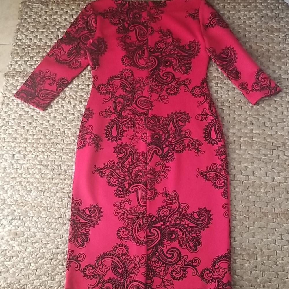 Dress - Picture 2 of 5